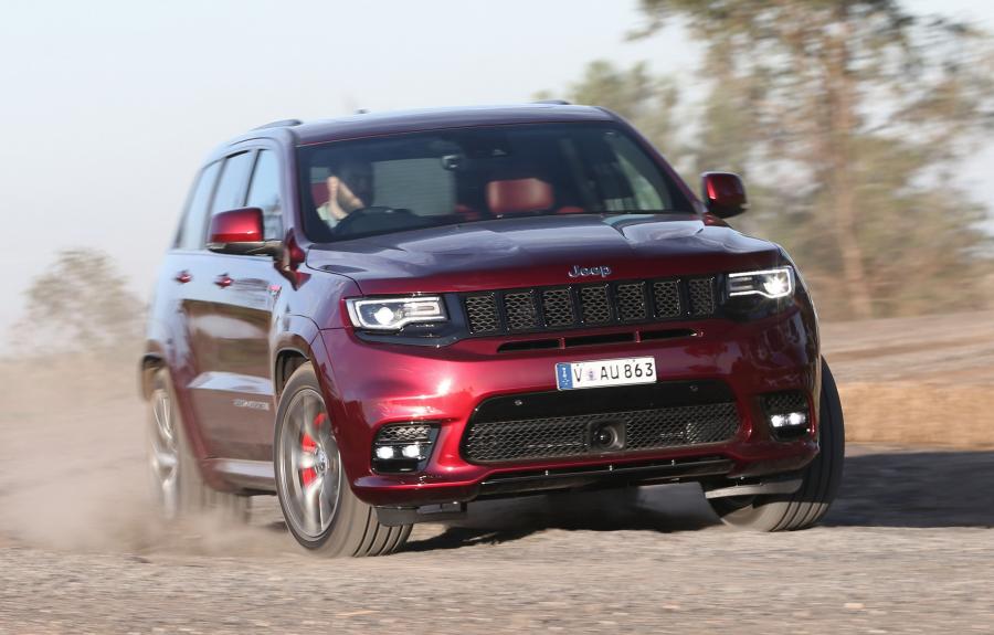  Jeep Grand Cherokee SRT 2017 года  (AU) (фото 27 из 40)
